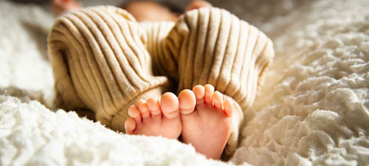 Advent: Day 26 – The Crib, Cross, and Crown (Part 1) 